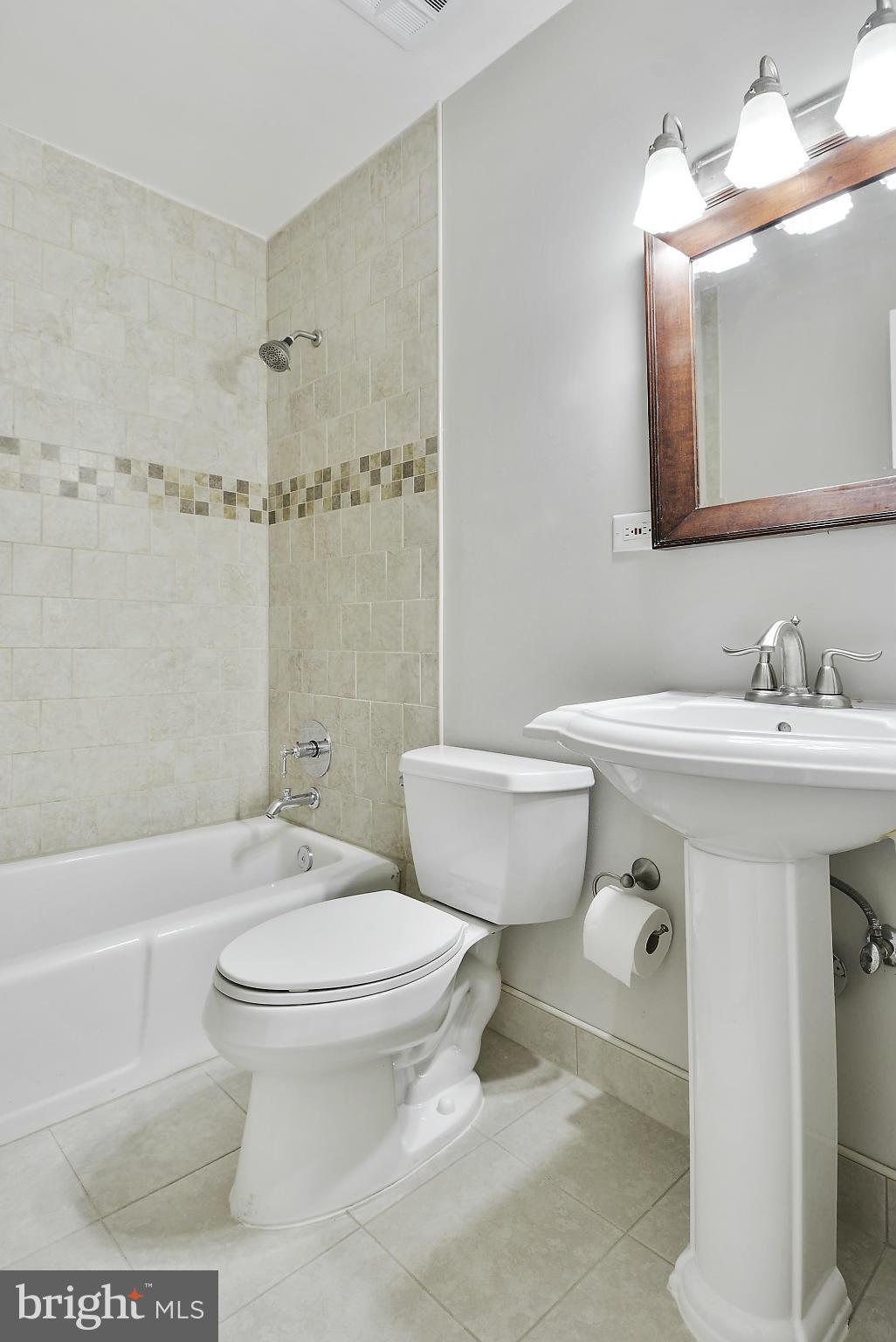 11614 Vantage Hill Road, Unit 22B Reston, VA 20190 - Photo 12 of 30 Full Bath