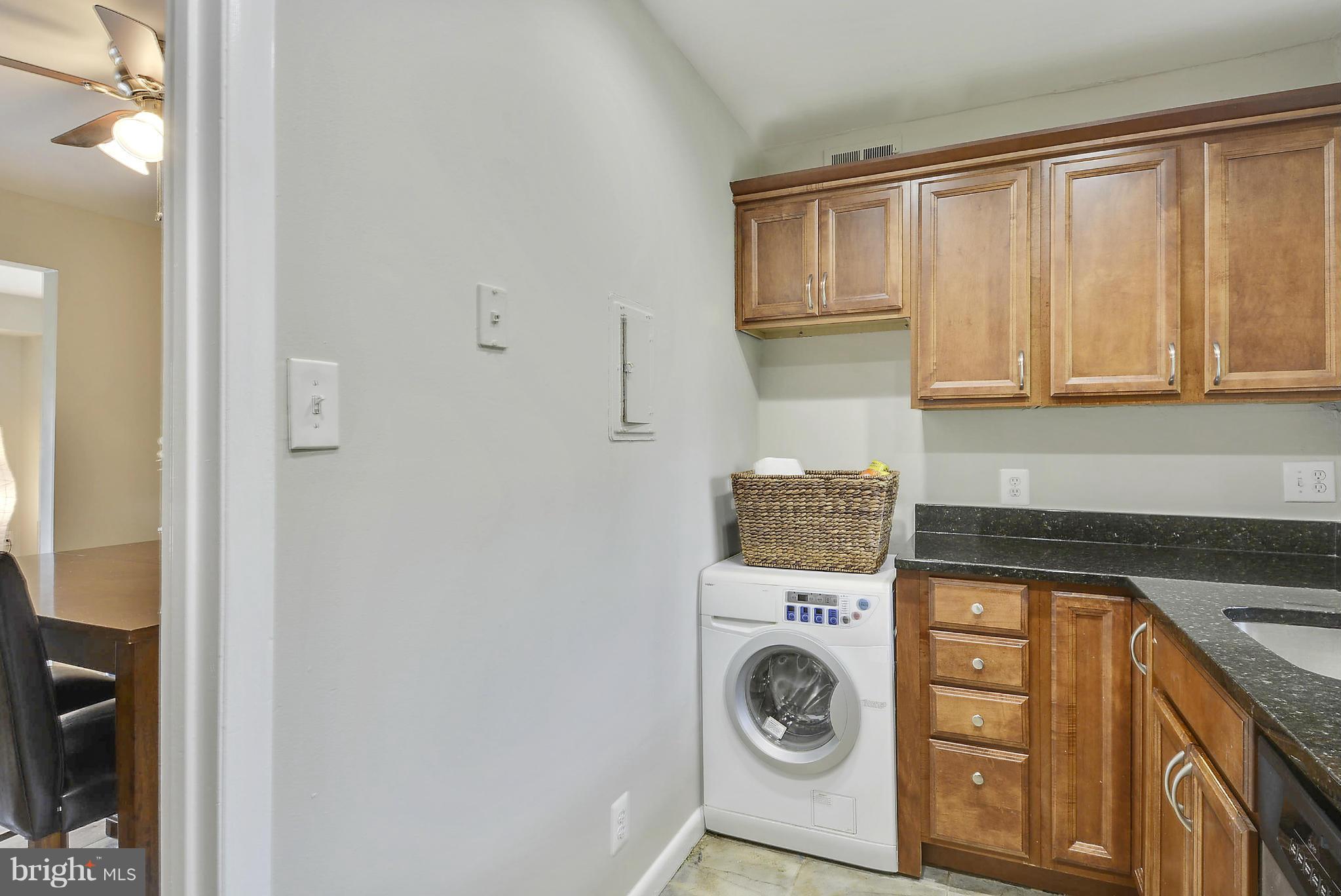 11614 Vantage Hill Road, Unit 22B Reston, VA 20190 - Photo 4 of 30 Washer/Dryer in Kitchen