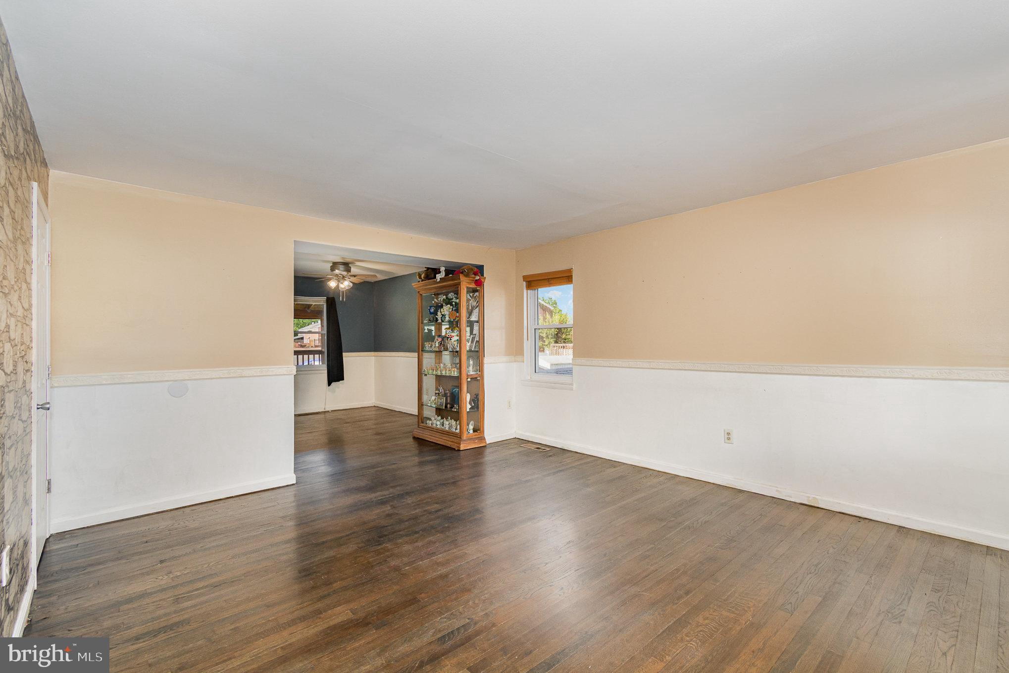 700 Seawall Road Baltimore, MD 21221 - Photo 7 of 31 Gallery Image 7