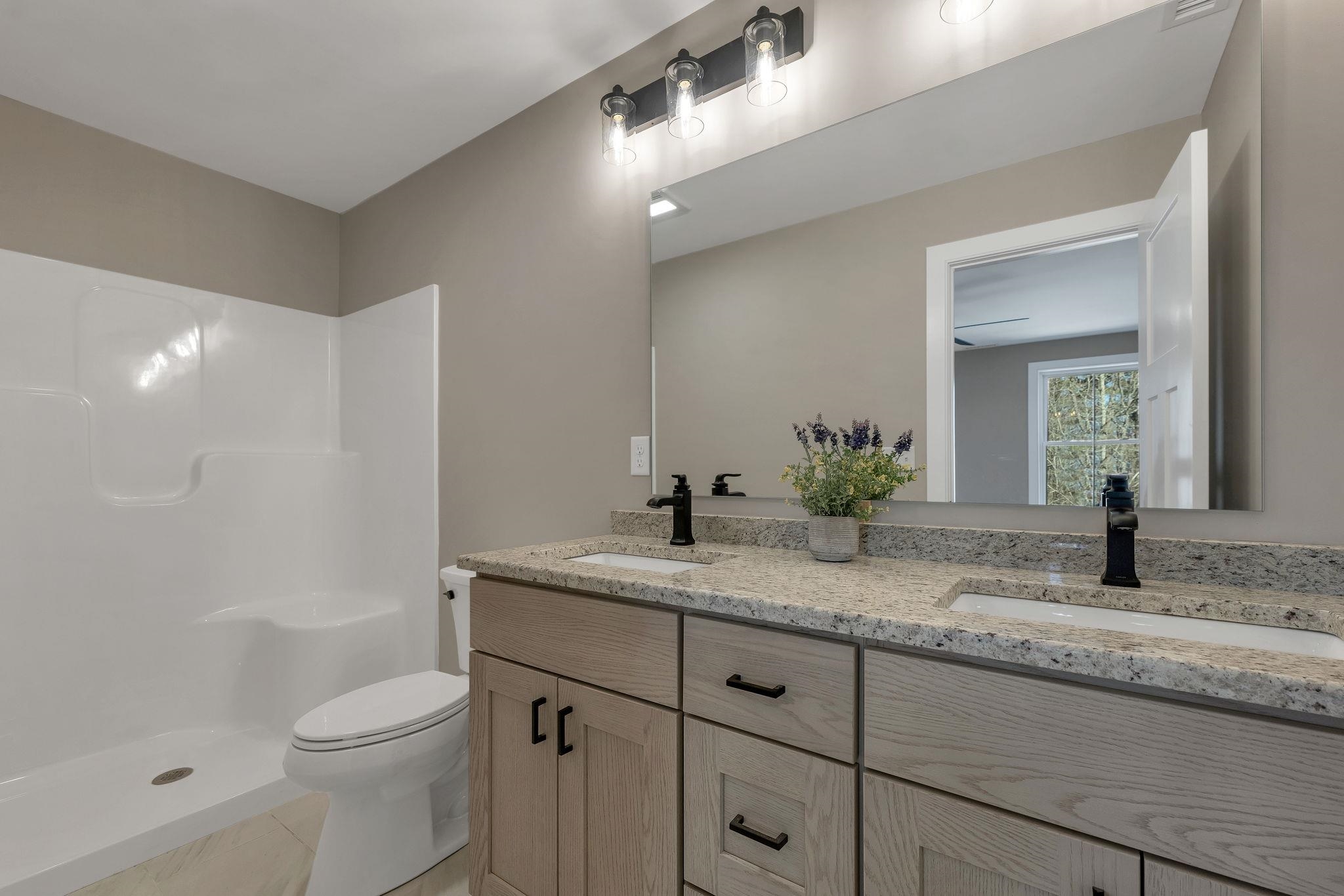 669 High Street Candia, NH 03034 - Photo 7 of 56