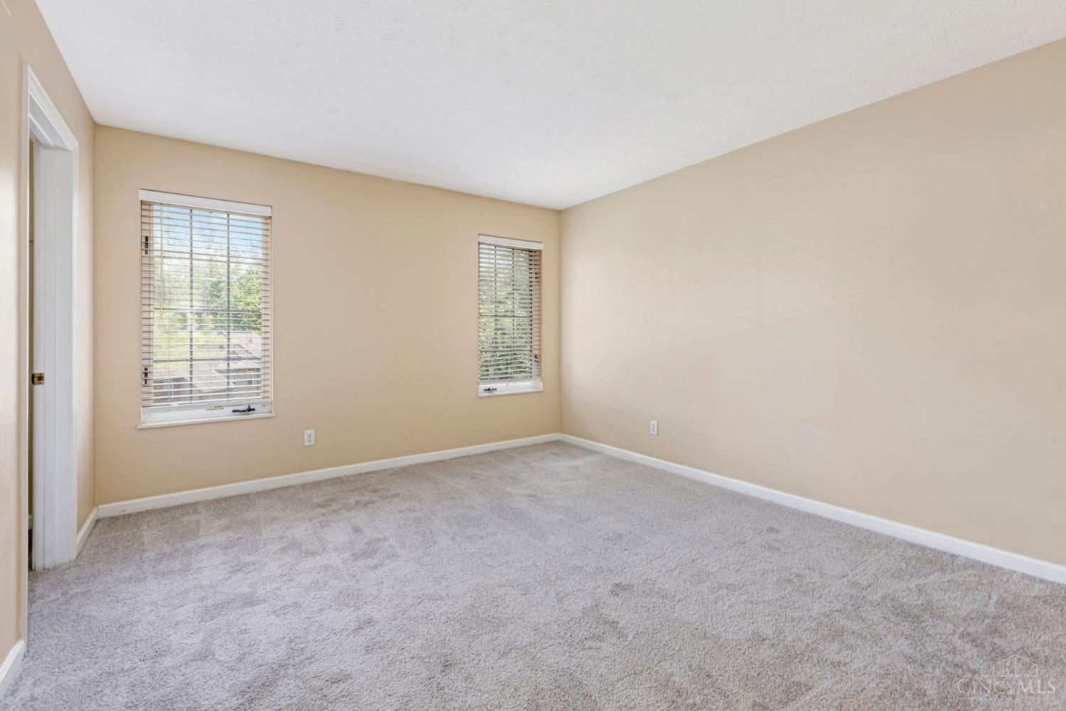 10555 Montgomery Road, Unit 77 Montgomery, OH 45242 - Photo 38 of 54