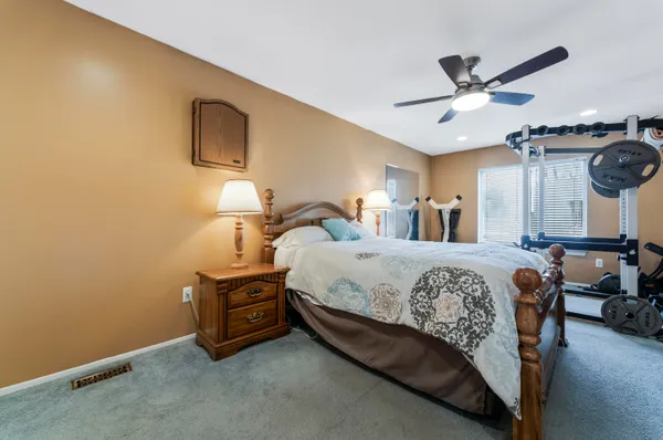 $139,000 | 35768 Union Lake Road, Harrison Township, MI 48045