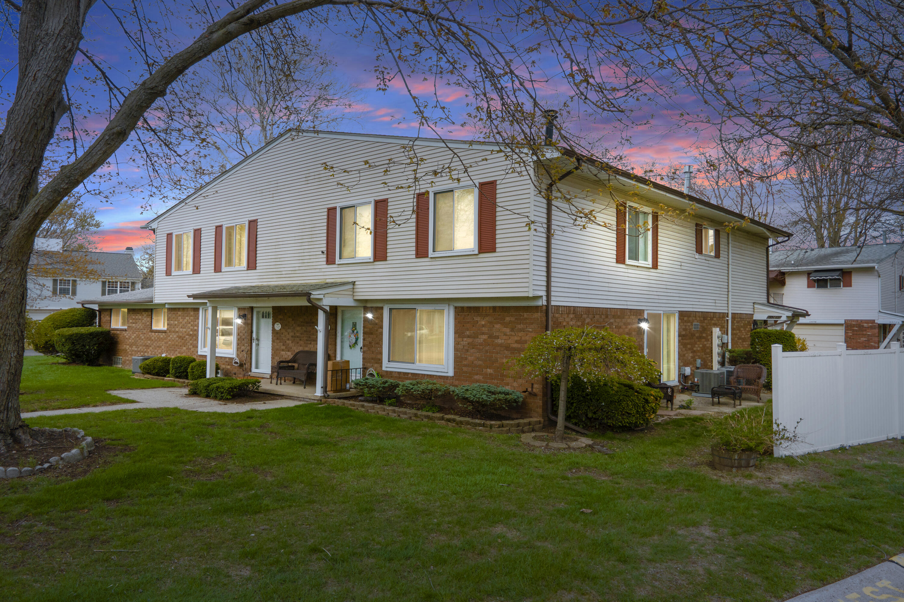 35768 Union Lake Road Harrison Township, MI 48045 - Photo 23 of 31 DJI_0929