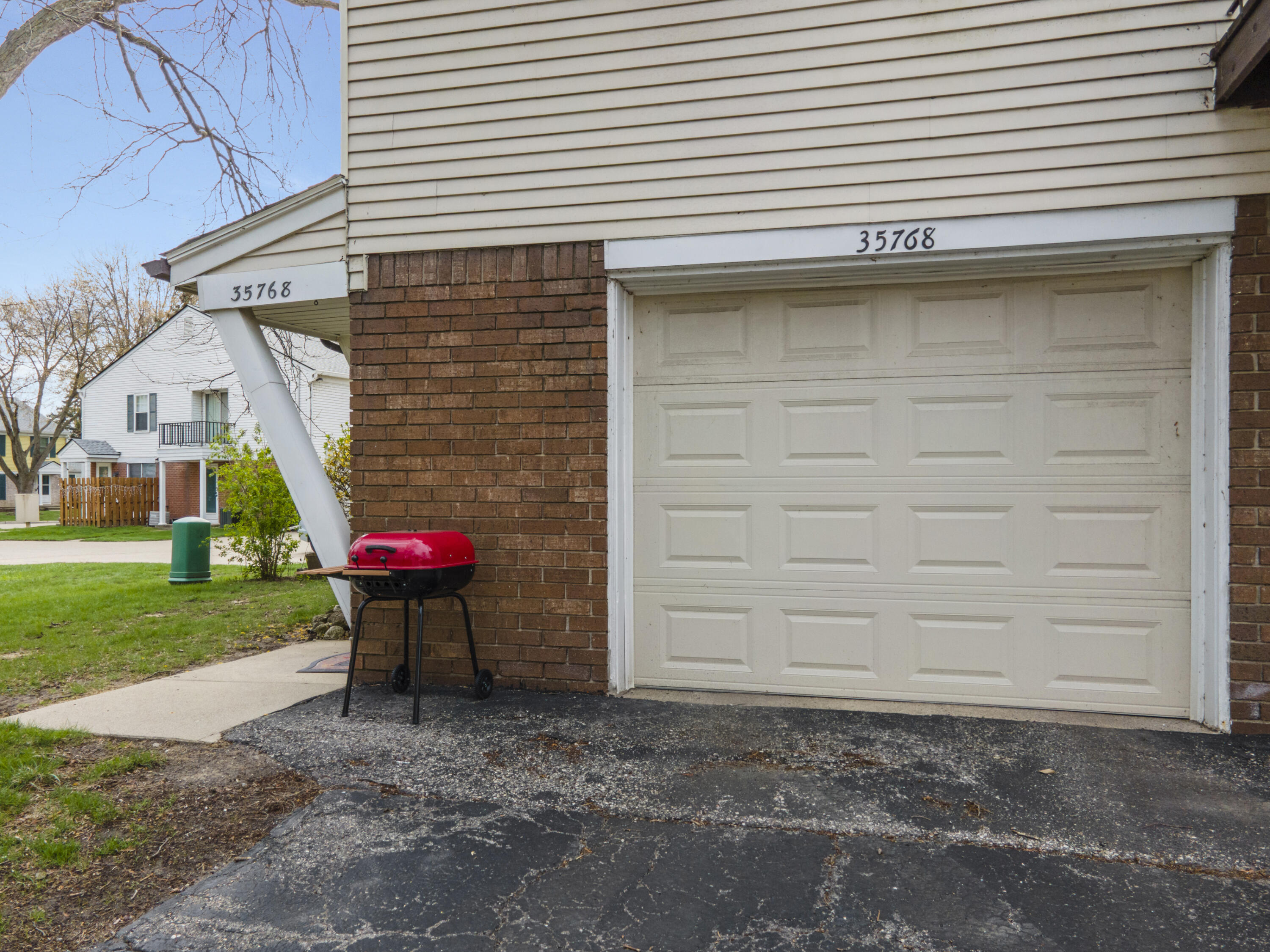 35768 Union Lake Road Harrison Township, MI 48045 - Photo 28 of 31 DJI_0927