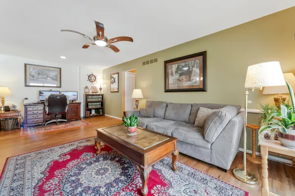 $139,000 | 35768 Union Lake Road, Harrison Township, MI 48045