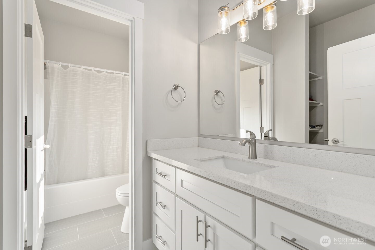 707 Hubbard Road Southeast Rainier, WA 98576 - Photo 22 of 30 Gallery Image 22