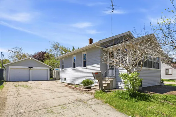 $194,900 | 125 East Coolidge Avenue, Appleton, WI 54915