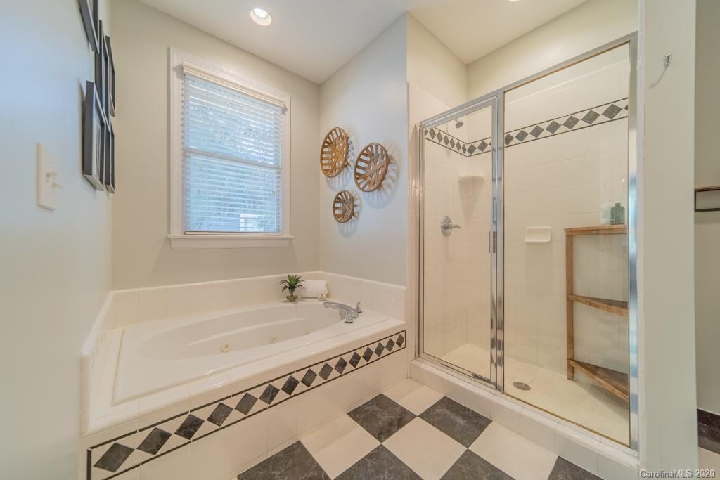 2117 Club Road Charlotte, NC 28205 - Photo 22 of 39 Gallery Image 22