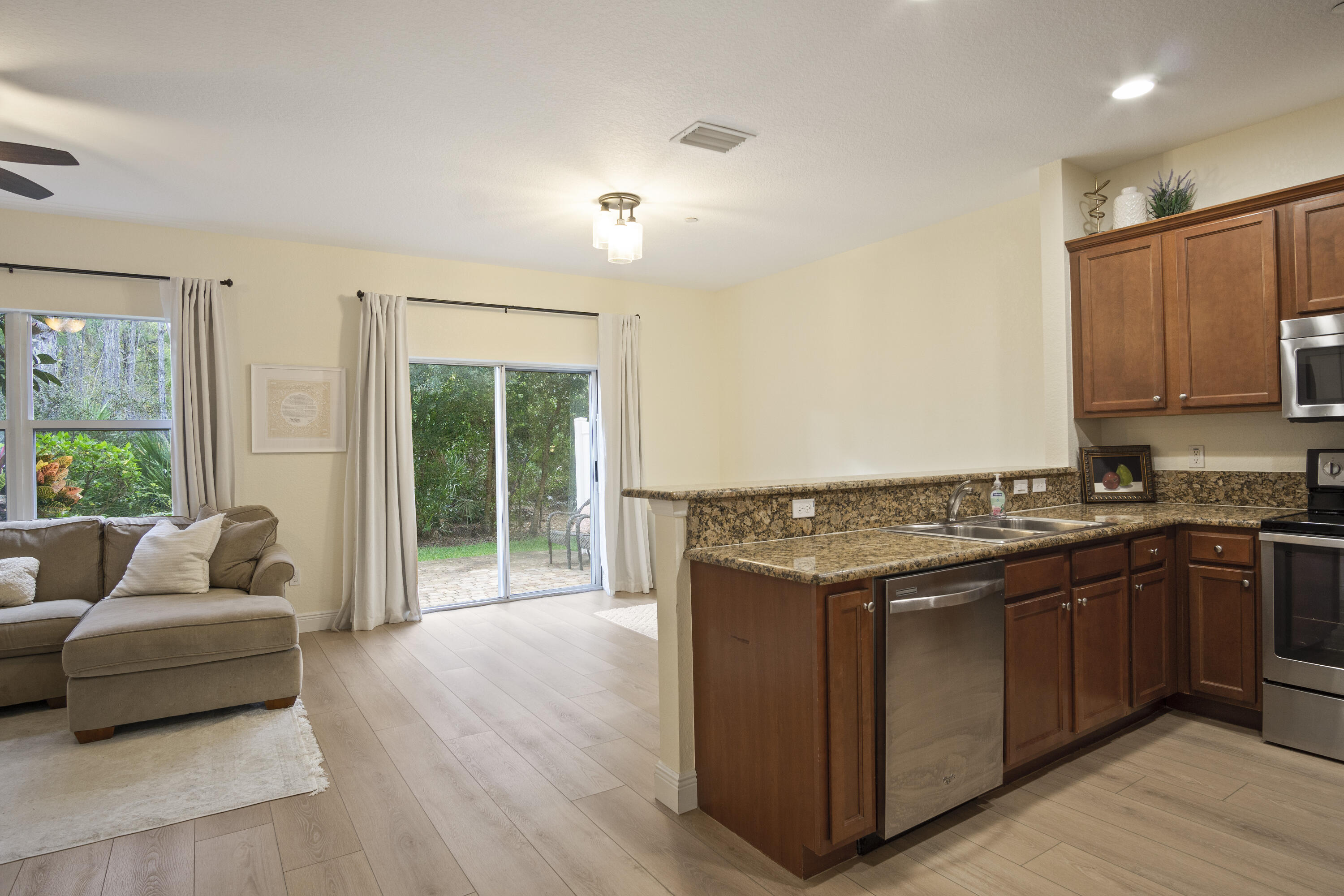 192 Southwest Otter Run Place Stuart, FL 34997 - Photo 5 of 26 7