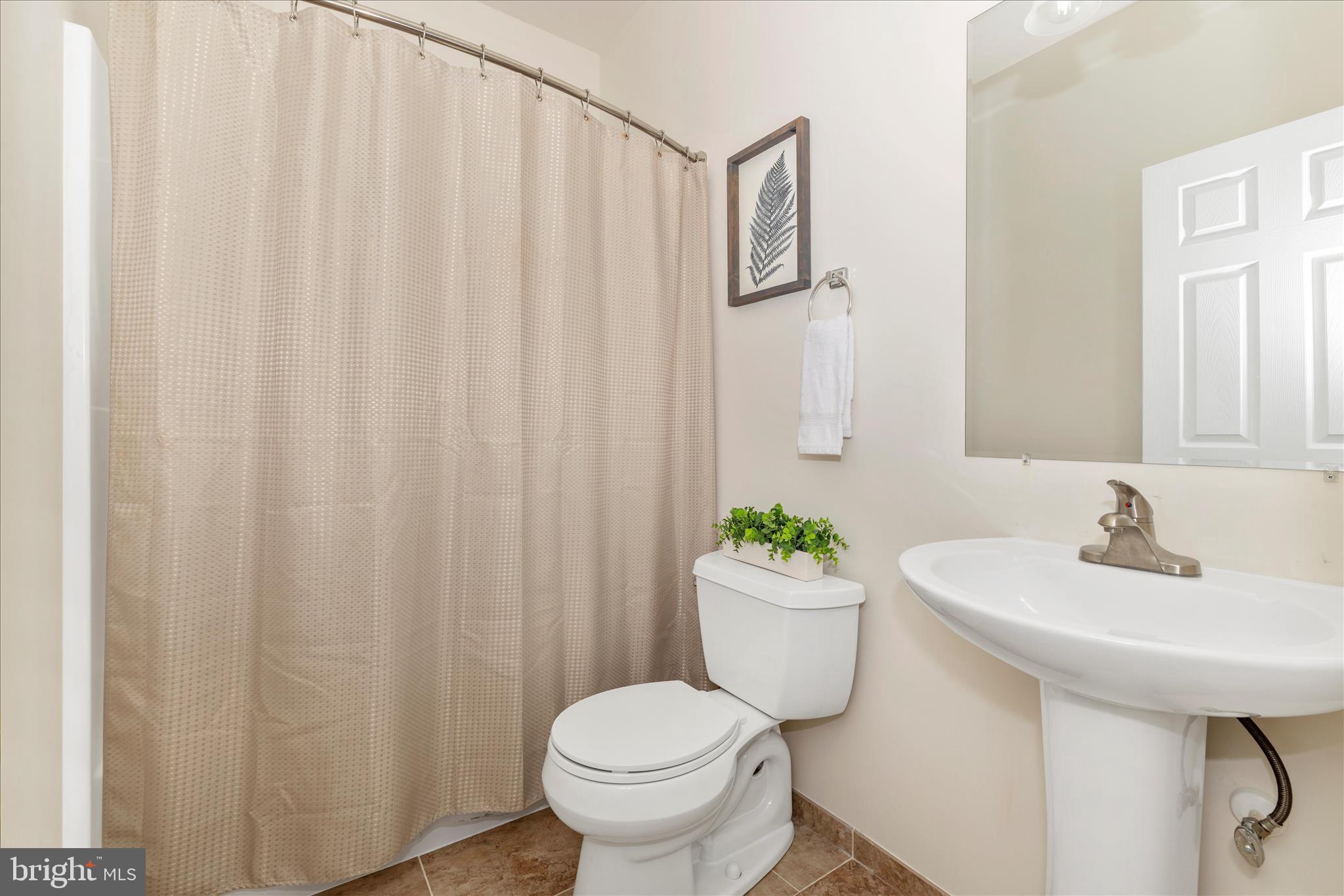 7935 Yellow Springs Road Frederick, MD 21702 - Photo 23 of 49 Bathroom