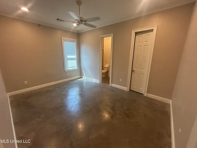 $595,000 | 1306 Robert E Lee Drive, Greenwood, MS 38930