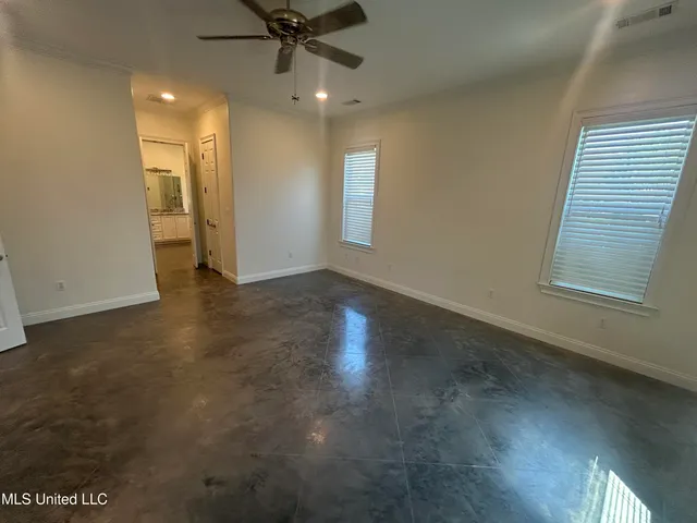 $595,000 | 1306 Robert E Lee Drive, Greenwood, MS 38930