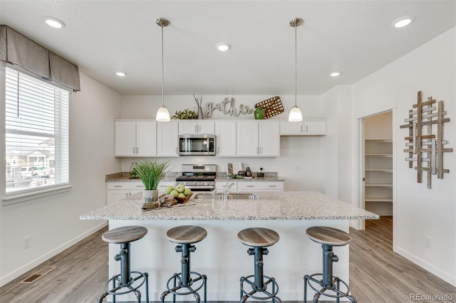 3157 Belleville Ridge Road Elizabeth, CO 80107 - Photo 11 of 29 Gallery Image 11