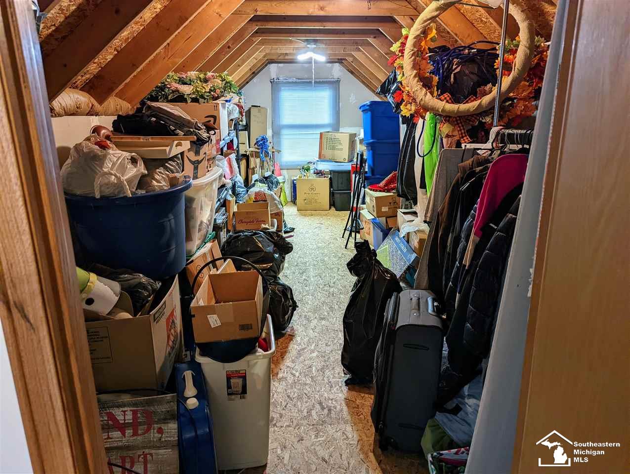 40457 Willis Road Belleville, MI 48111 - Photo 39 of 60 Extra storage 10X23