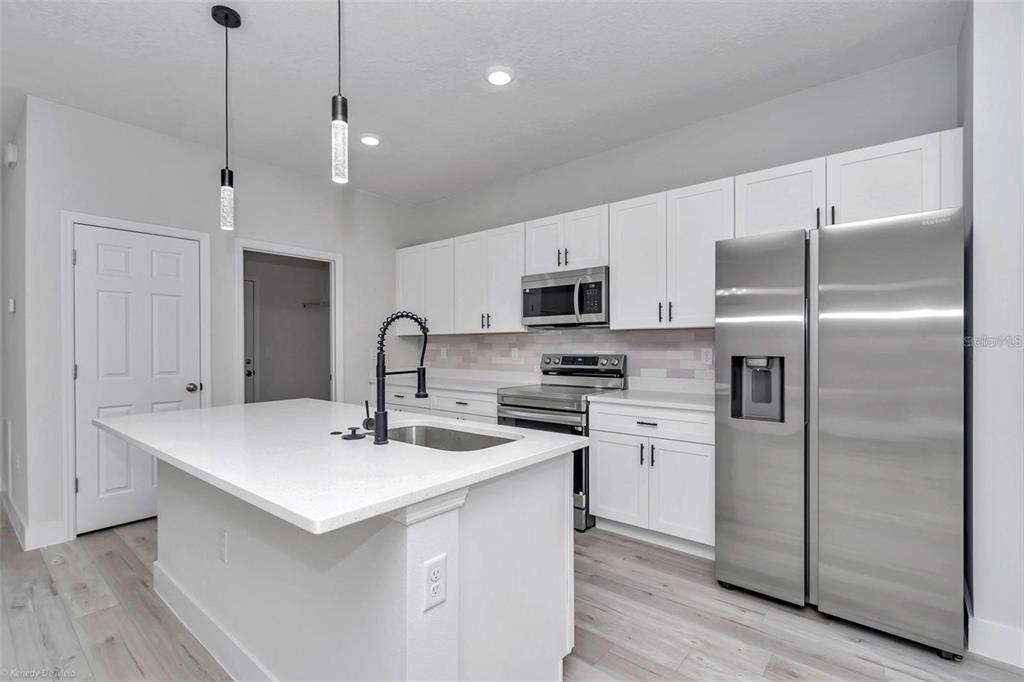 3398 Southwest 165th Loop Ocala, FL 34473 - Photo 14 of 40