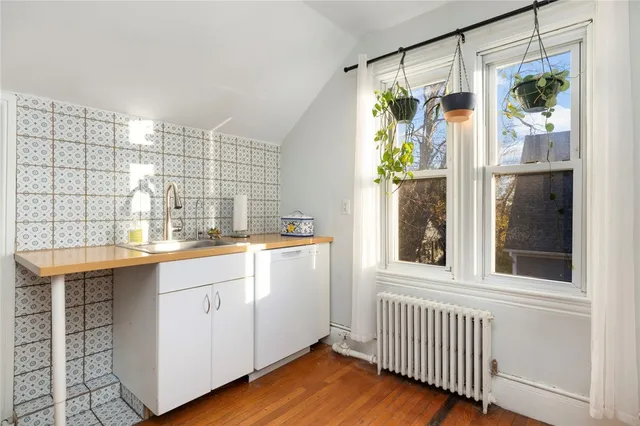 $295,000 | 377 Hope Street, Unit 3, Providence, RI 02906