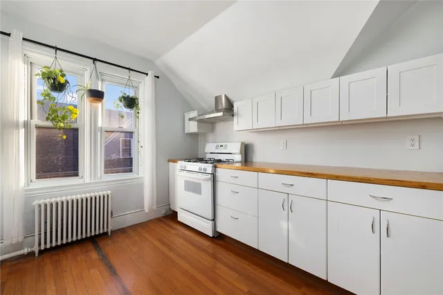 $295,000 | 377 Hope Street, Unit 3, Providence, RI 02906