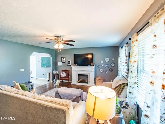 $282,000 | 275 Stewart Hills Drive, Rogersville, TN 37857