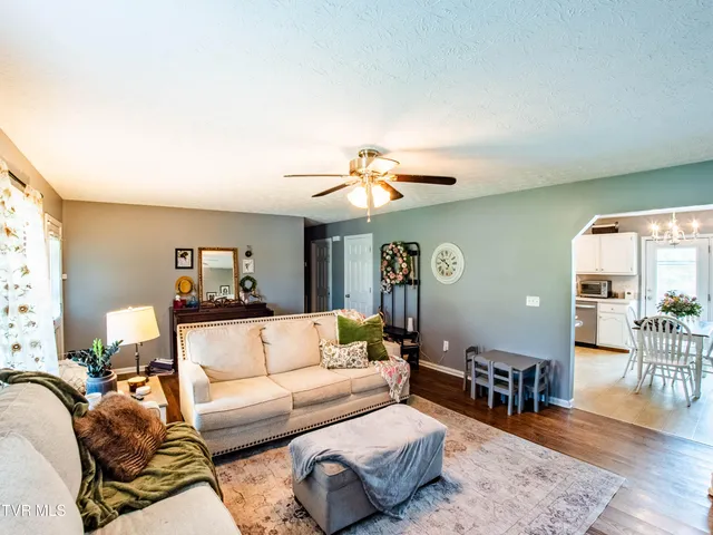 $282,000 | 275 Stewart Hills Drive, Rogersville, TN 37857