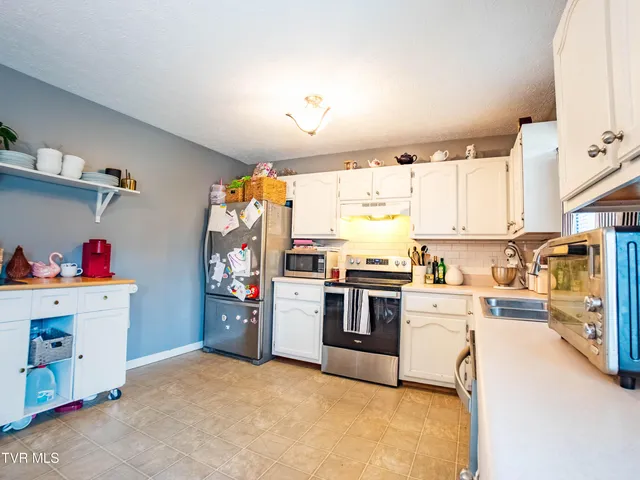 $282,000 | 275 Stewart Hills Drive, Rogersville, TN 37857