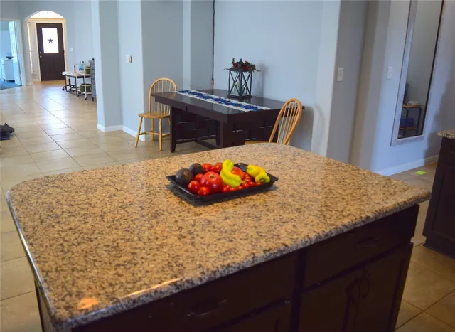 $2,250 | 604 Heinatz Flat Lane, Leander, TX 78641