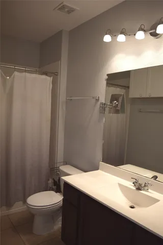 $2,250 | 604 Heinatz Flat Lane, Leander, TX 78641