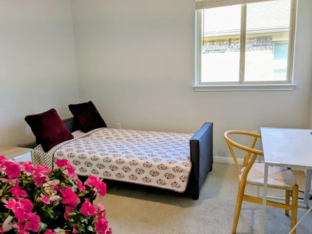 $2,250 | 604 Heinatz Flat Lane, Leander, TX 78641