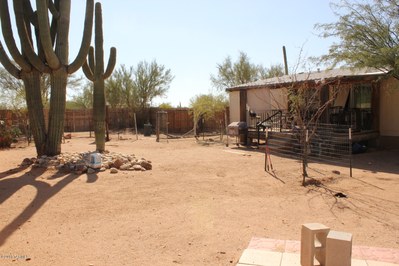 7060 North Gemstone Road Tucson, AZ 85743 - Photo 17 of 20