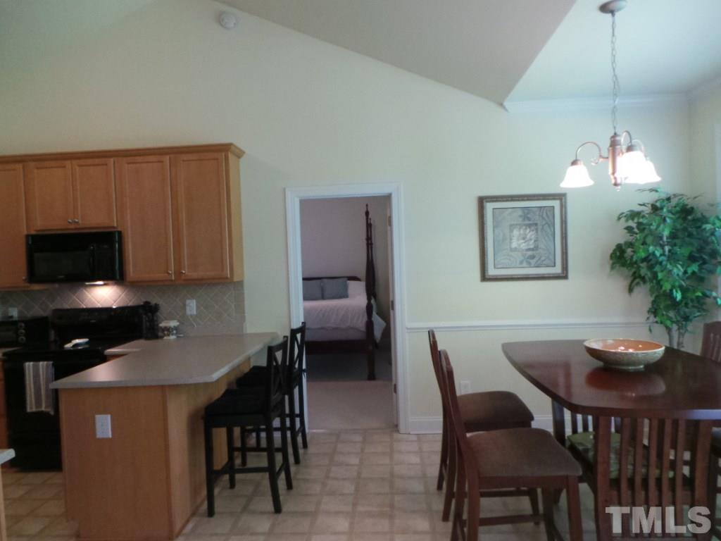 36 West Waycliff Road Henderson, NC 27537 - Photo 8 of 23 Gallery Image 8