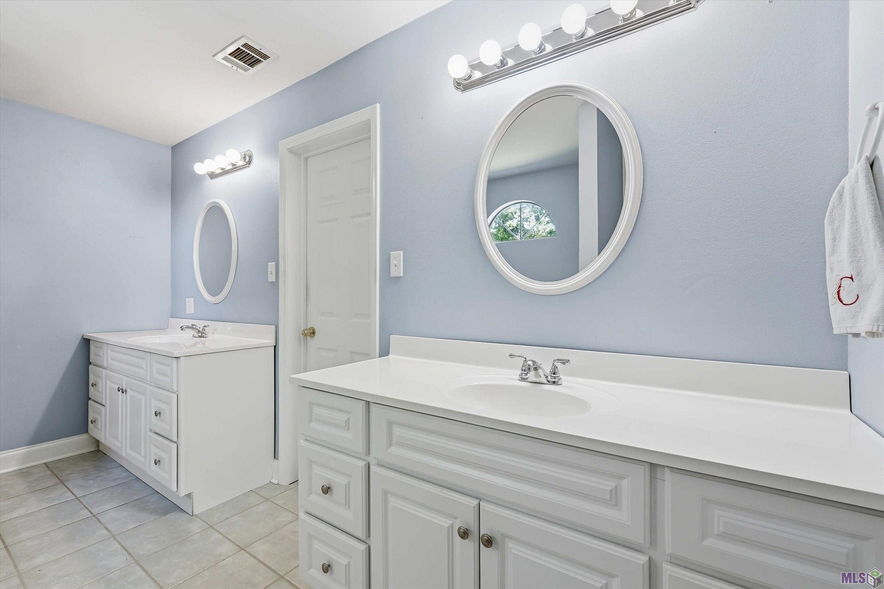 18606 Perkins Oak Road Prairieville, LA 70769 - Photo 10 of 17 Gallery Image 10