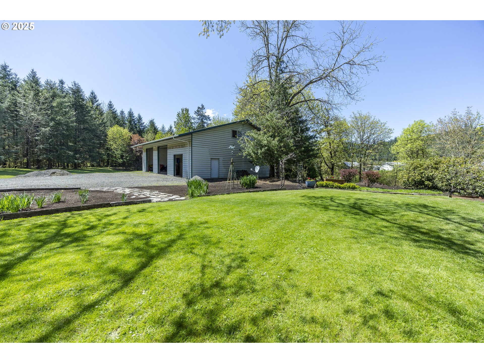 38201 Queens Road Marcola, OR 97454 - Photo 36 of 48 Gallery Image 36