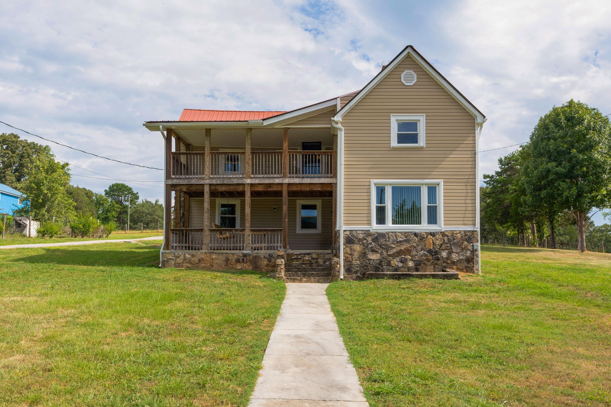 930 Kensington Road Chickamauga, GA 30707 - Photo 14 of 82 a front view of a house with a yard