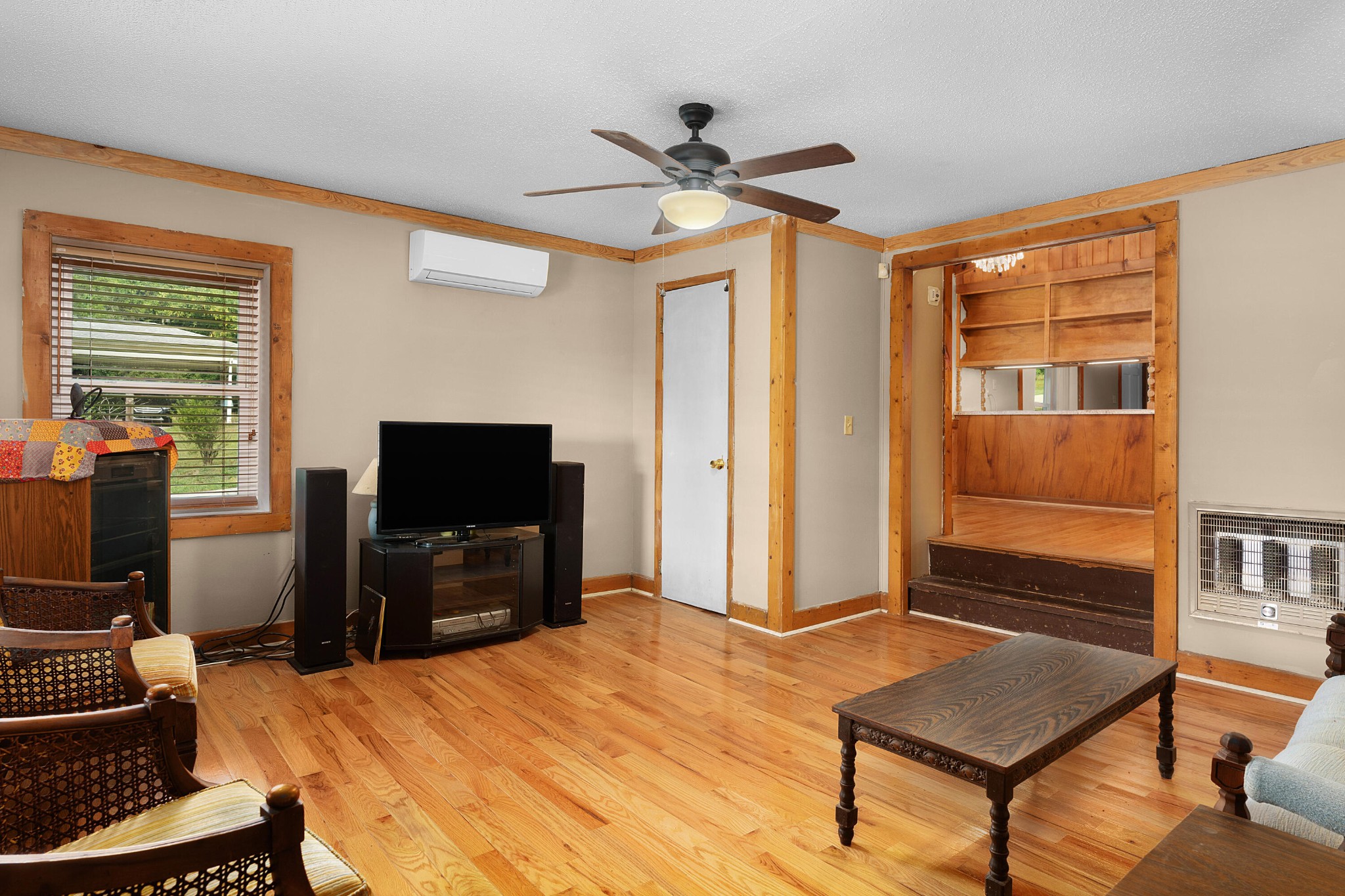 930 Kensington Road Chickamauga, GA 30707 - Photo 20 of 82 a bedroom with a bed and a flat screen tv