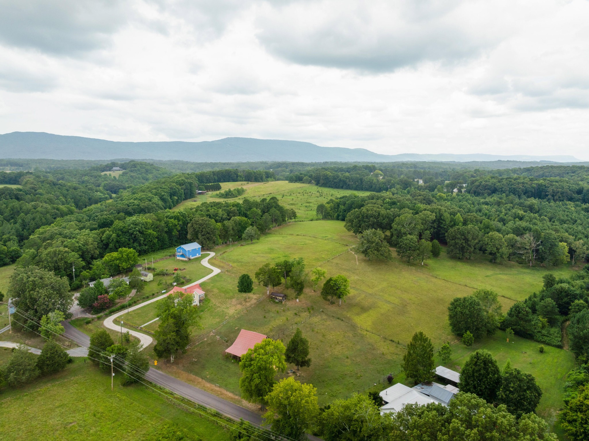 930 Kensington Road Chickamauga, GA 30707 - Photo 2 of 82 a view of a city