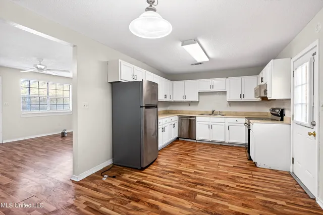 $145,000 | 3202 Bemis Avenue, Gautier, MS 39553