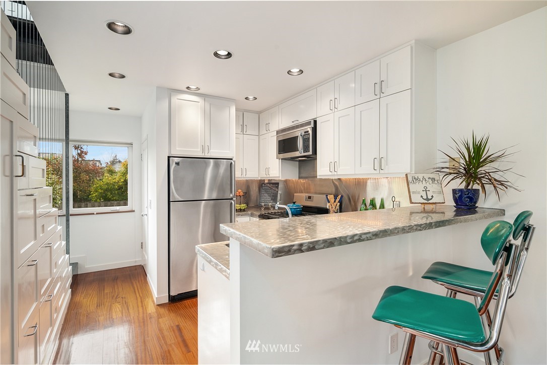 149 North 80th Street Seattle, WA 98103 - Photo 6 of 19 Gallery Image 6