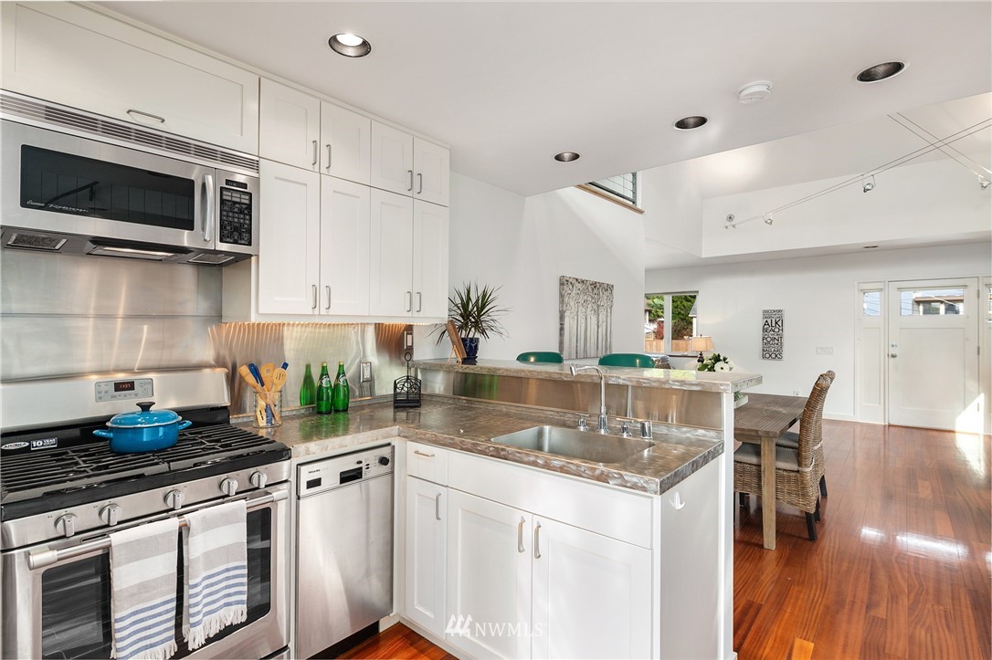 149 North 80th Street Seattle, WA 98103 - Photo 8 of 19 Gallery Image 8