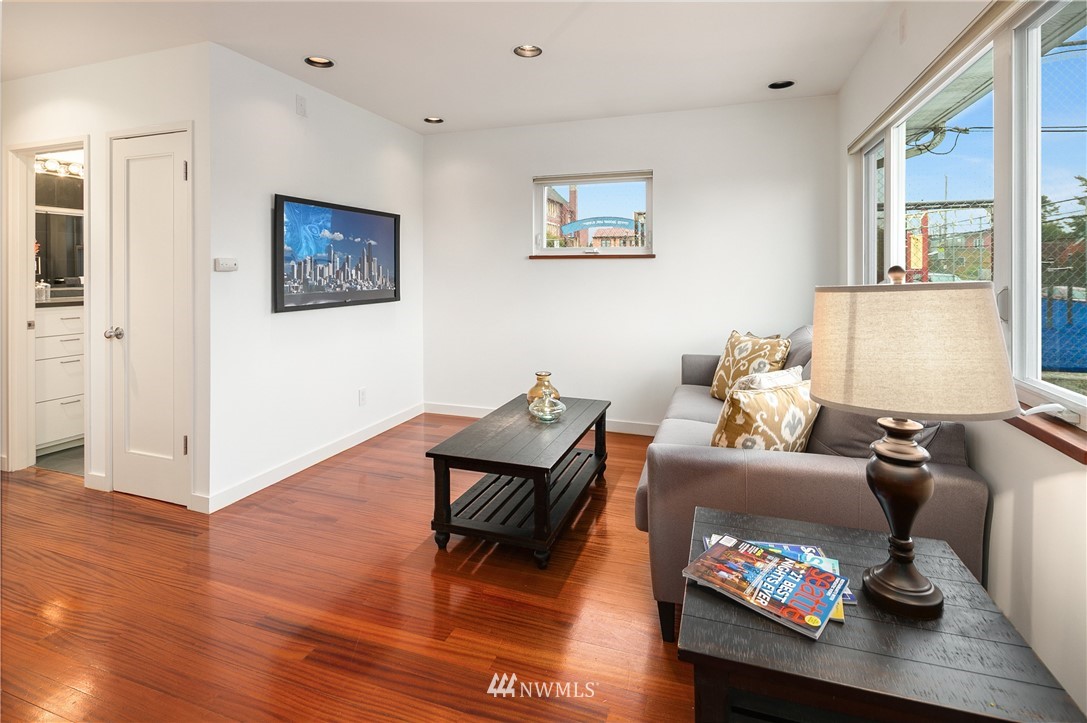 149 North 80th Street Seattle, WA 98103 - Photo 9 of 19 Gallery Image 9