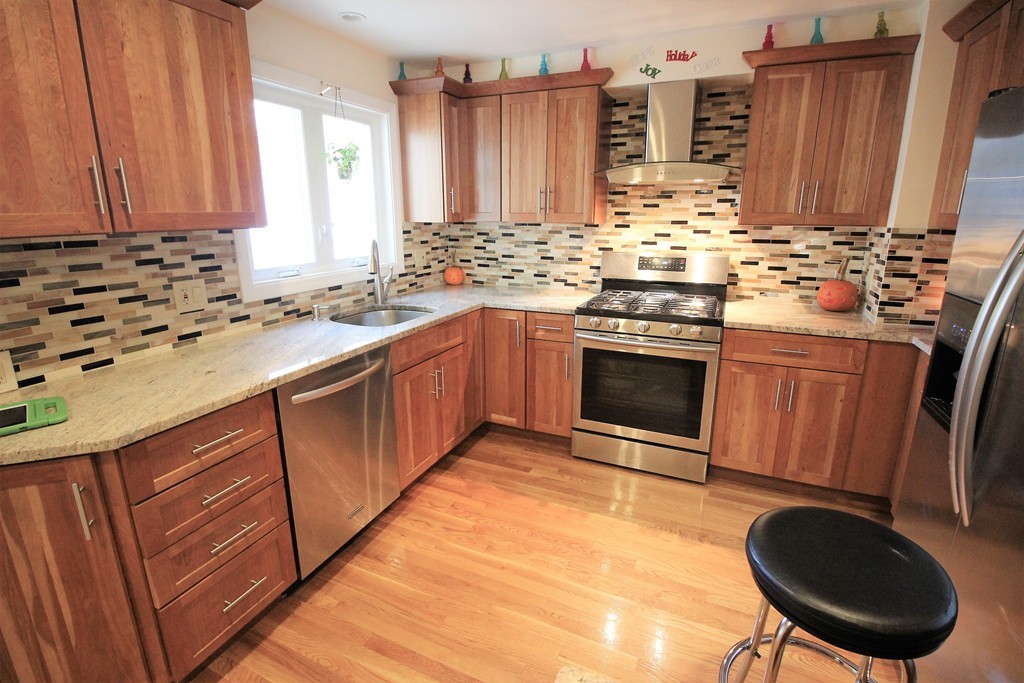 106 Ruggles Street Quincy, MA 02169 - Photo 10 of 17 Gallery Image 10