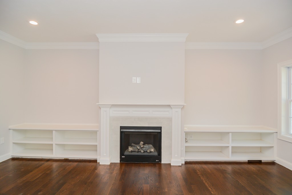 2 Ledge Road Chelmsford, MA 01863 - Photo 11 of 20