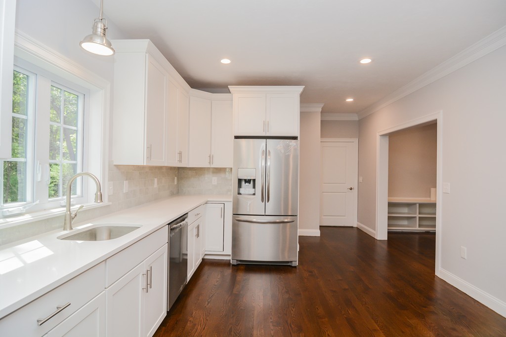 2 Ledge Road Chelmsford, MA 01863 - Photo 5 of 20