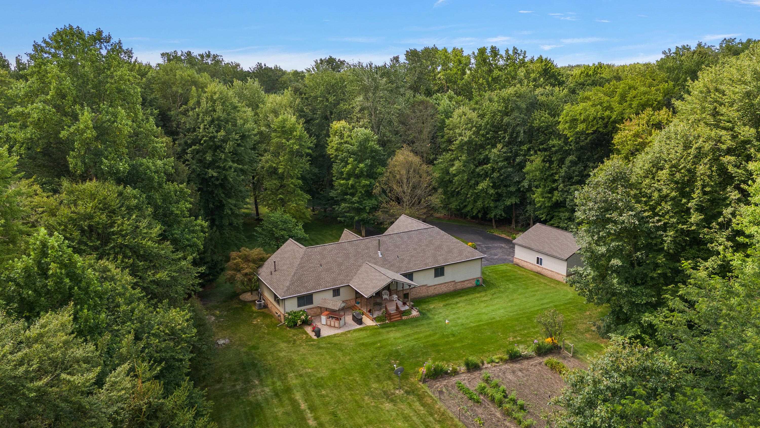 6870 Holland Road Algonac, MI 48001 - Photo 40 of 81 50151643-d752bb09-7043-4508-9fa3-7891b79d4362.JPG