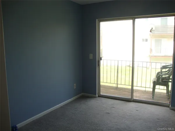 $2,200 | 276 Temple Hill Road, Unit 2215, New Windsor, NY 12553