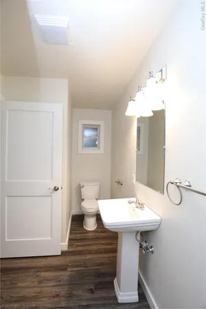 $2,300 | 14311 Highway 9W, Ravena, NY 12143