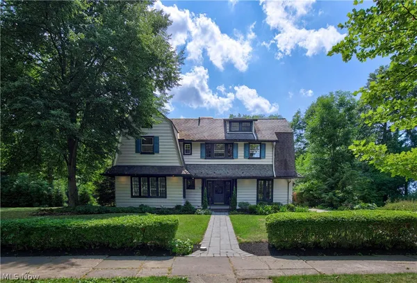 $625,000 | 2228 Chatfield Drive, Cleveland Heights, OH 44106