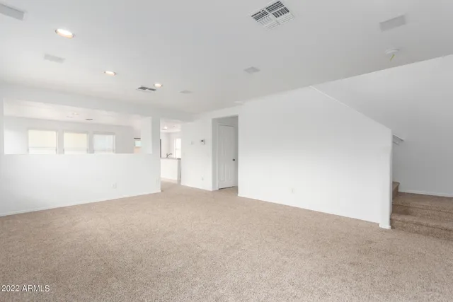 $1,950 | 6475 West Freeway Lane, Glendale, AZ 85302