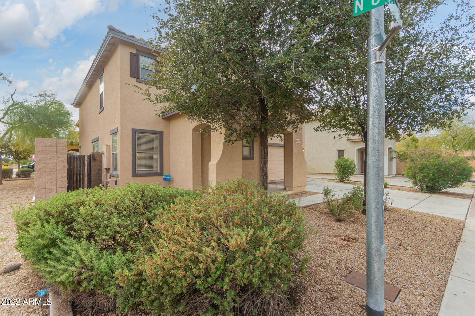 6475 West Freeway Lane Glendale, AZ 85302 - Photo 3 of 26 Front Exterior