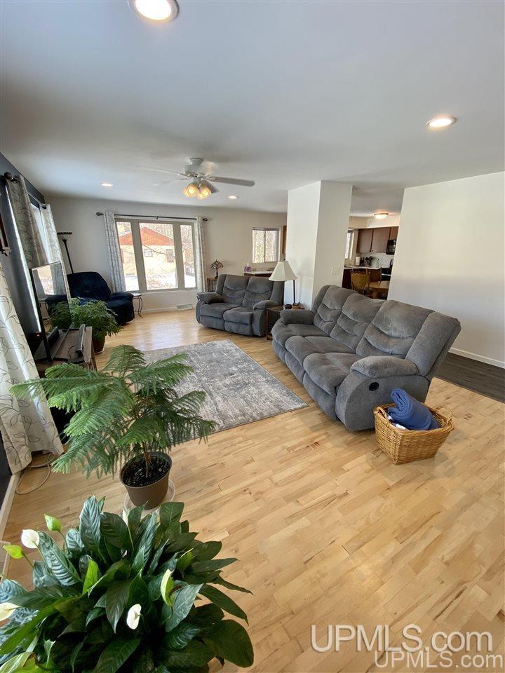 2001 West Ridge Street Marquette, MI 49855 - Photo 7 of 50 Gallery Image 7