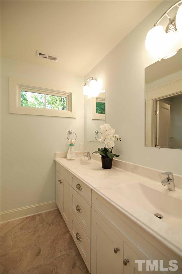 2630 Bedford Avenue Raleigh, NC 27607 - Photo 20 of 25