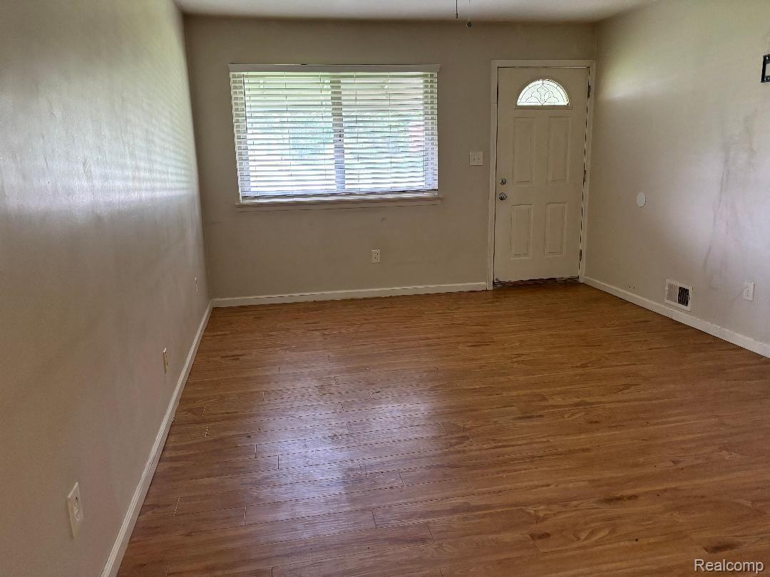 6810 Beech Daly Road Taylor, MI 48180 - Photo 5 of 9 Gallery Image 5